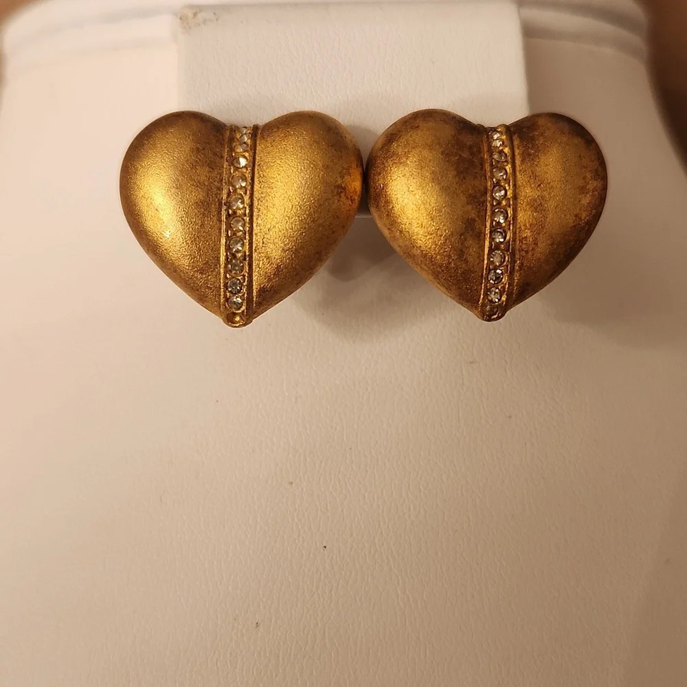 Heart-shaped Yellow Gold and Diamond Clip-On Stud Earrings